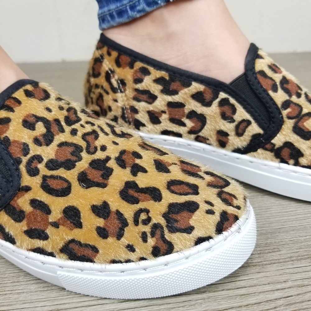 Slip On Leopard Print Furry Sneakers -L - Picture 6 of 8